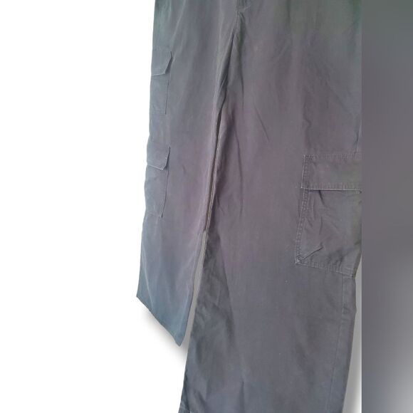 NWOT ASOS Design Curve Oversized Cargo Pants in Black Sz 12 - Picture 11 of 13